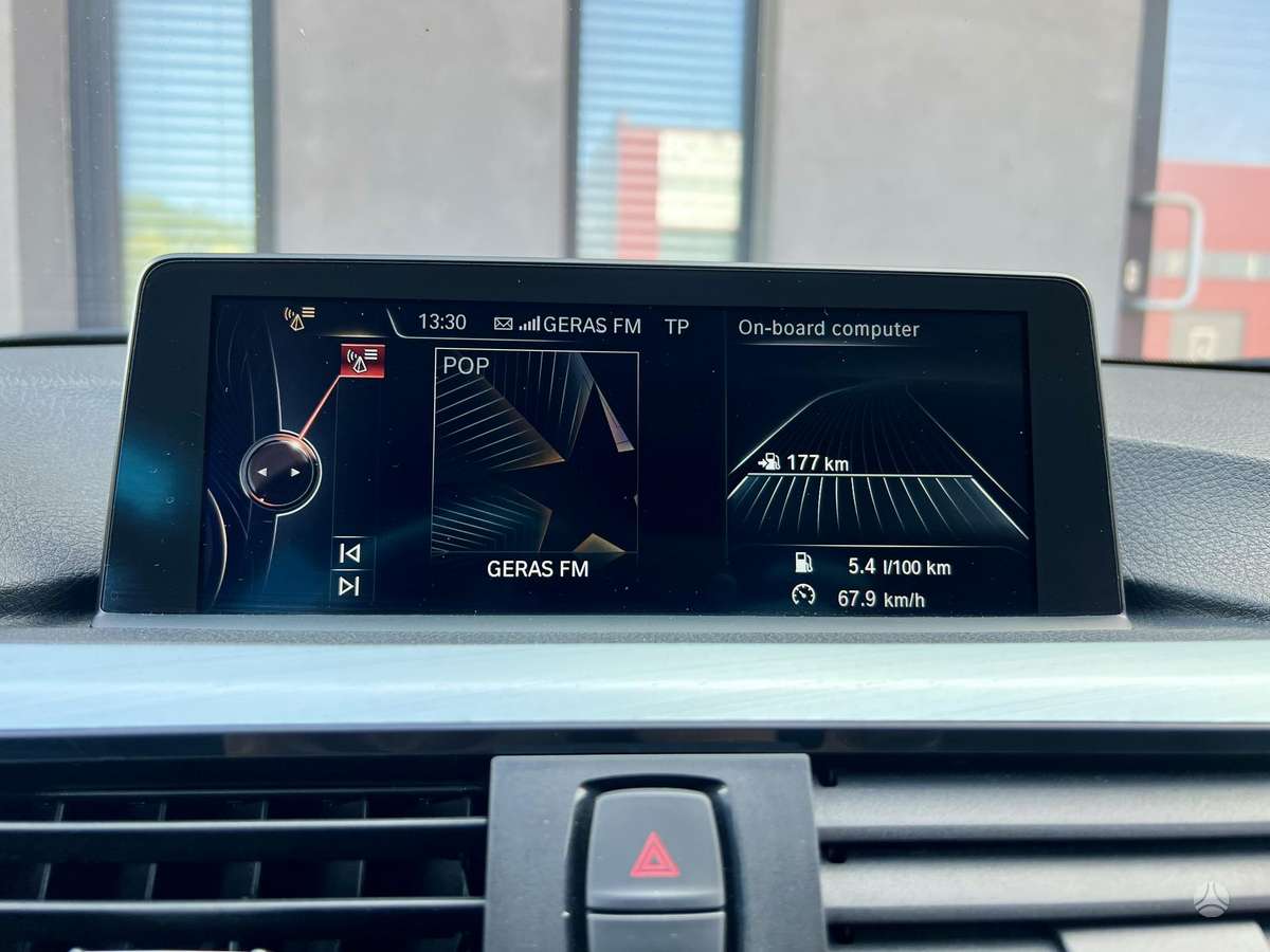 BMW 320, 2.0 l., Седан