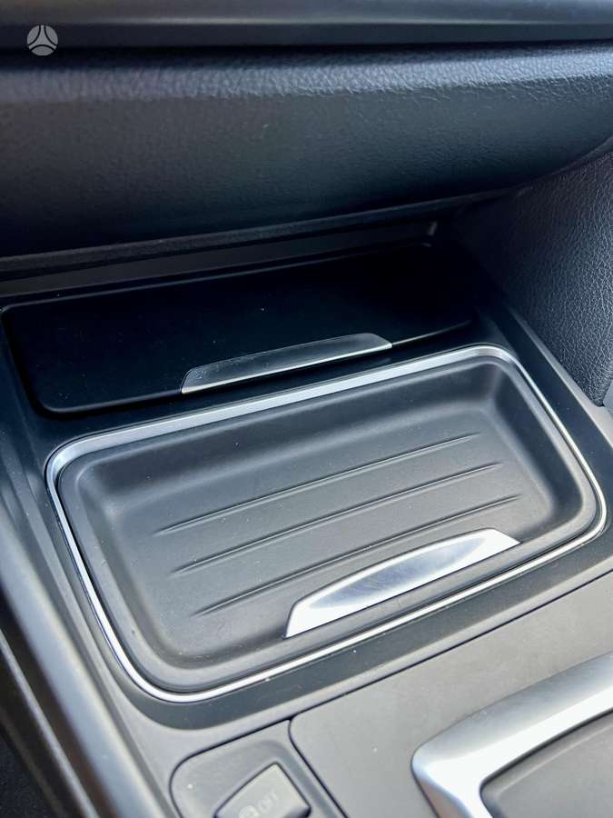 BMW 320, 2.0 l., Седан