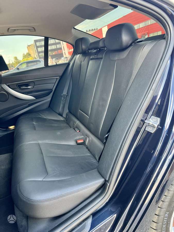 BMW 320, 2.0 l., Седан