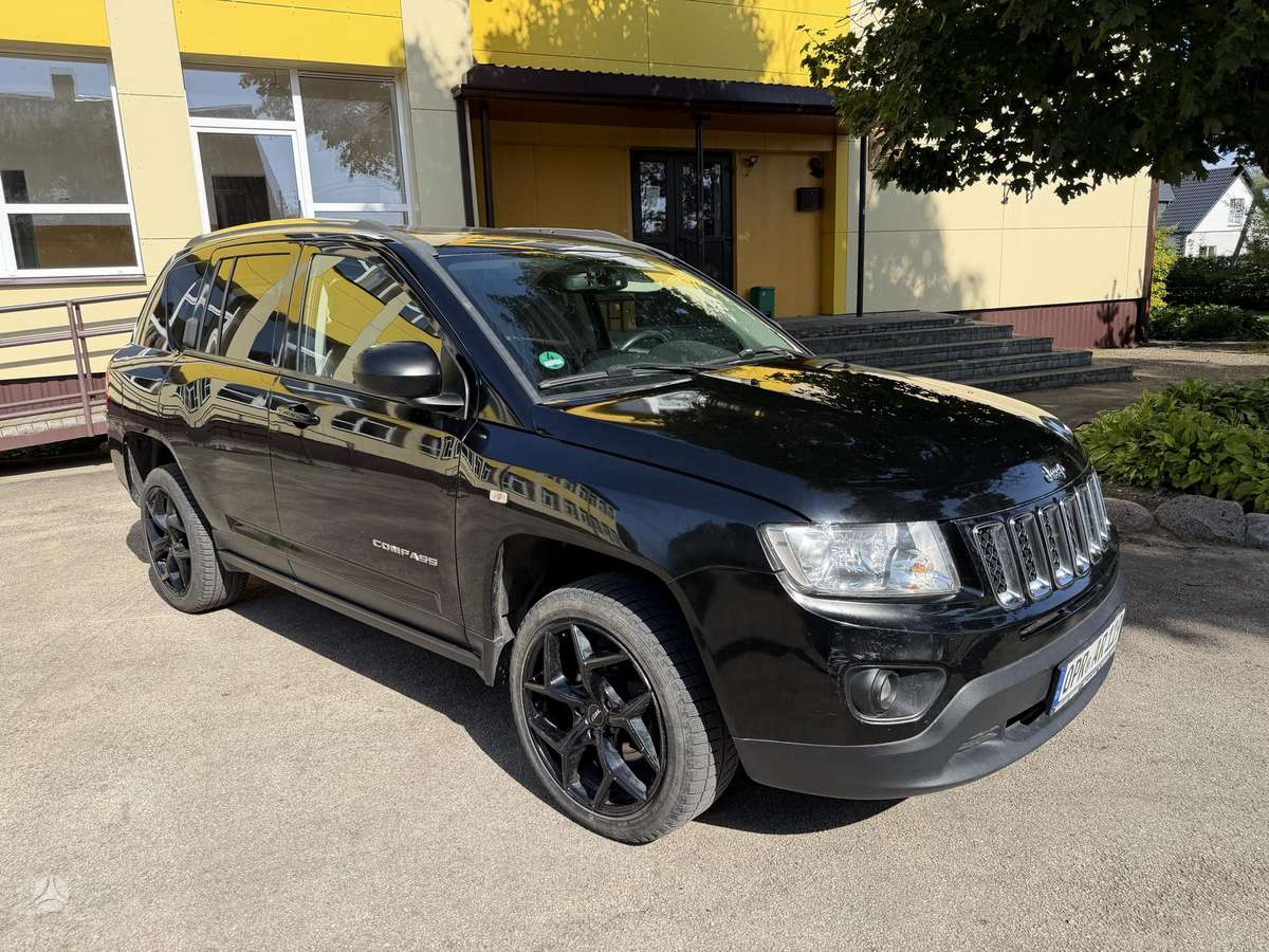 Jeep Compass, 2.1 l., off-road / crossover