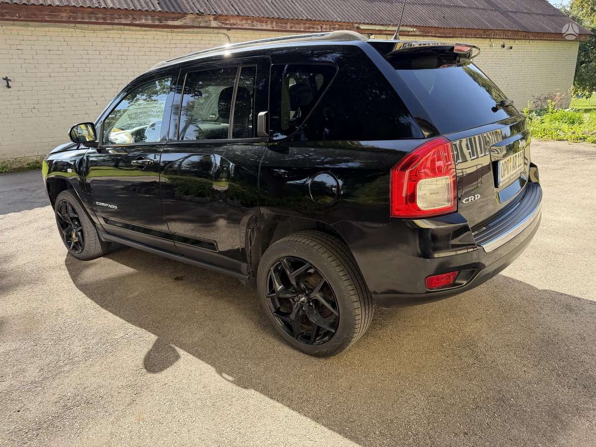 Jeep Compass, 2.1 l., off-road / crossover