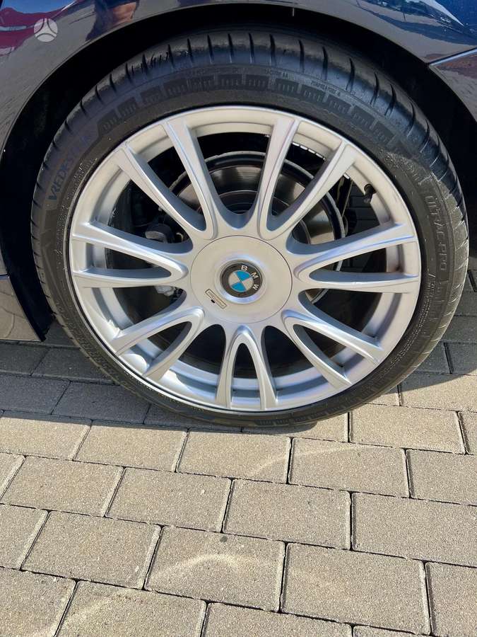 BMW 320, 2.0 l., Седан