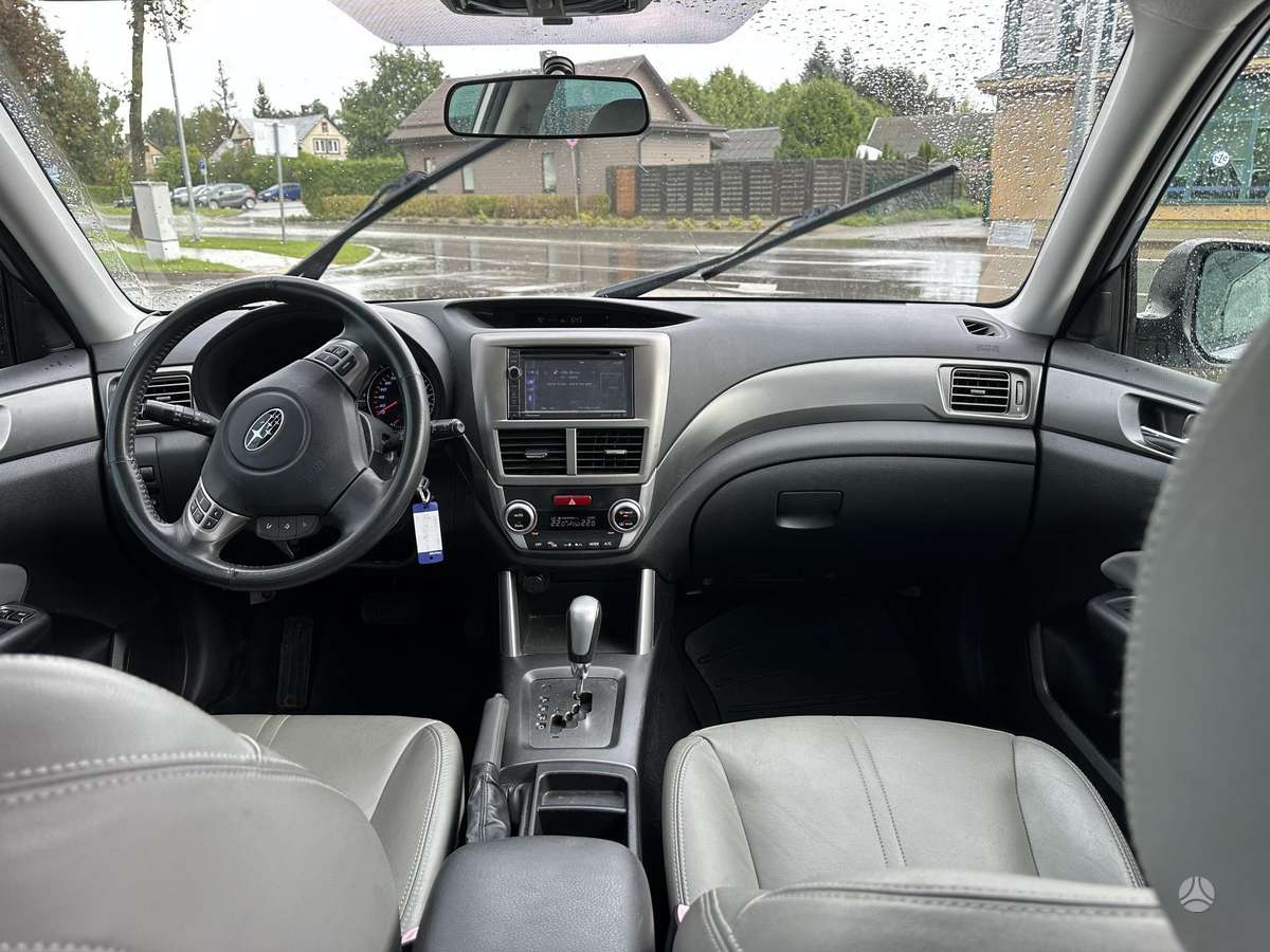 Subaru Forester, 2.0 l., wagon