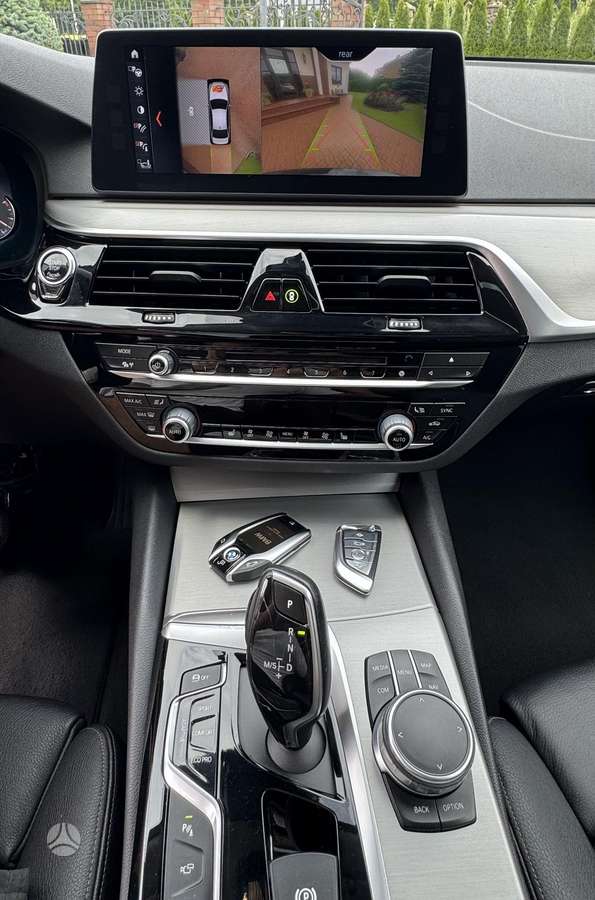 BMW 530, 3.0 l., Седан