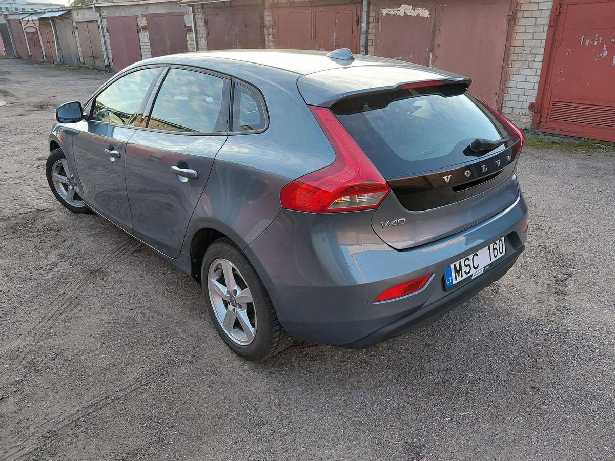 Volvo V40 - 5