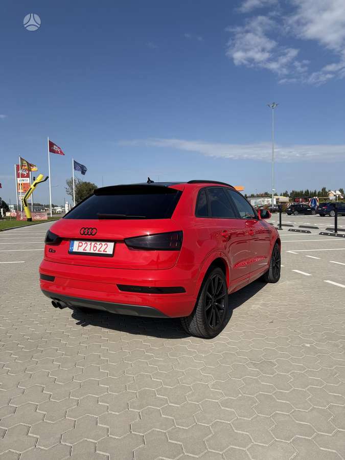 Audi Q3, 2.0 l., Внедорожник / Кроссовер