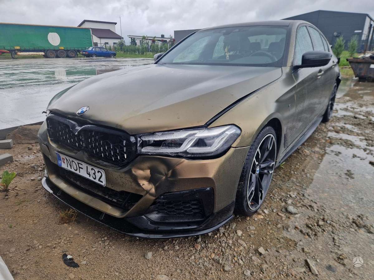 BMW 530, 2.0 l., Седан