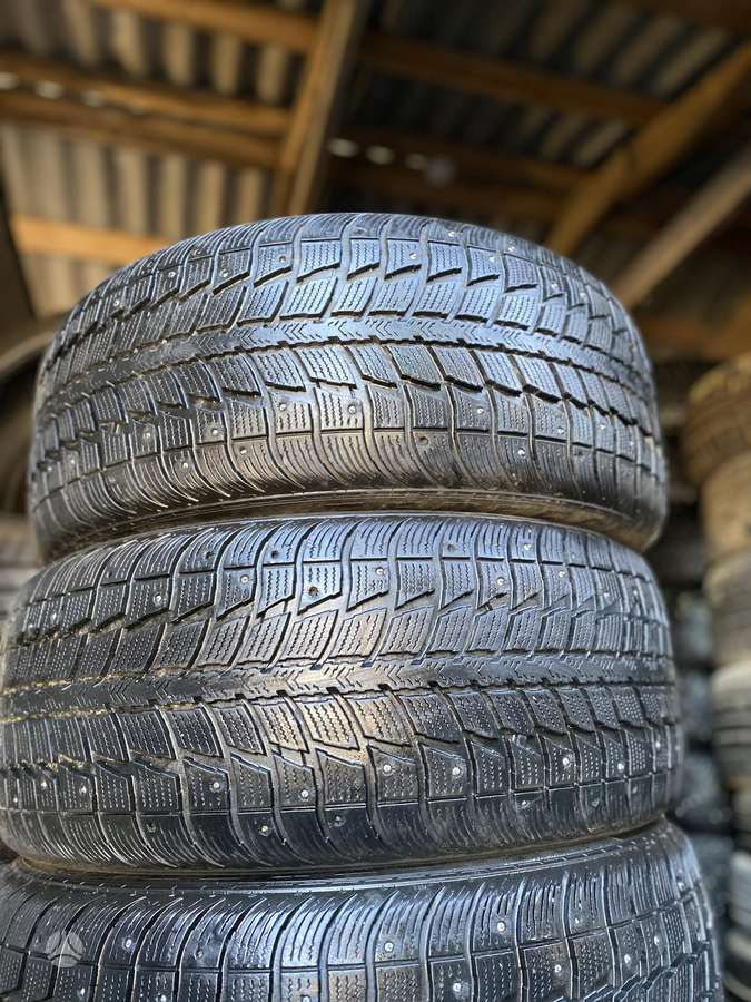 Federal, зимние 245/45 R18