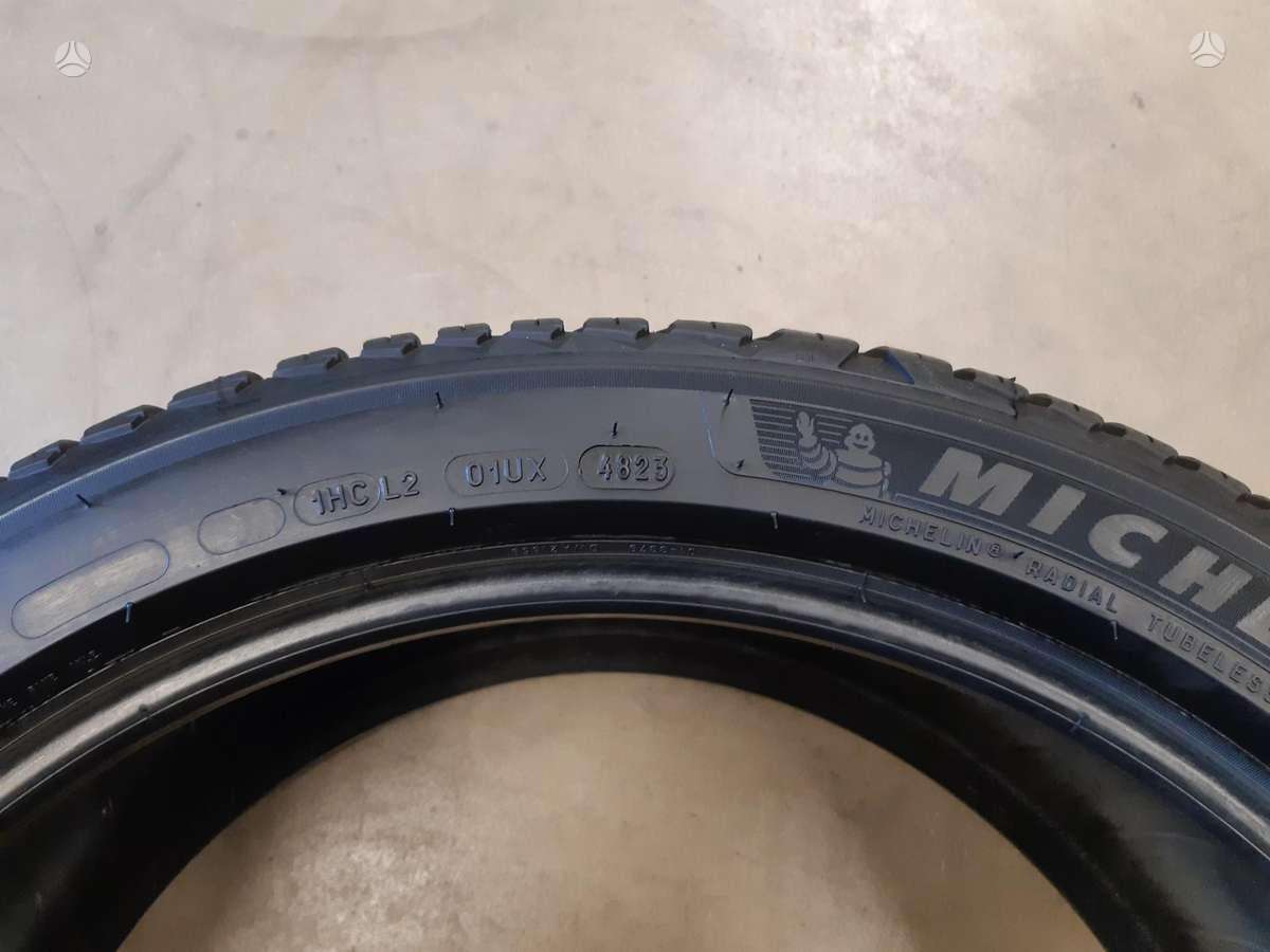 Michelin 2+2 Climate2+Climate+*, universalios 235/40 R19