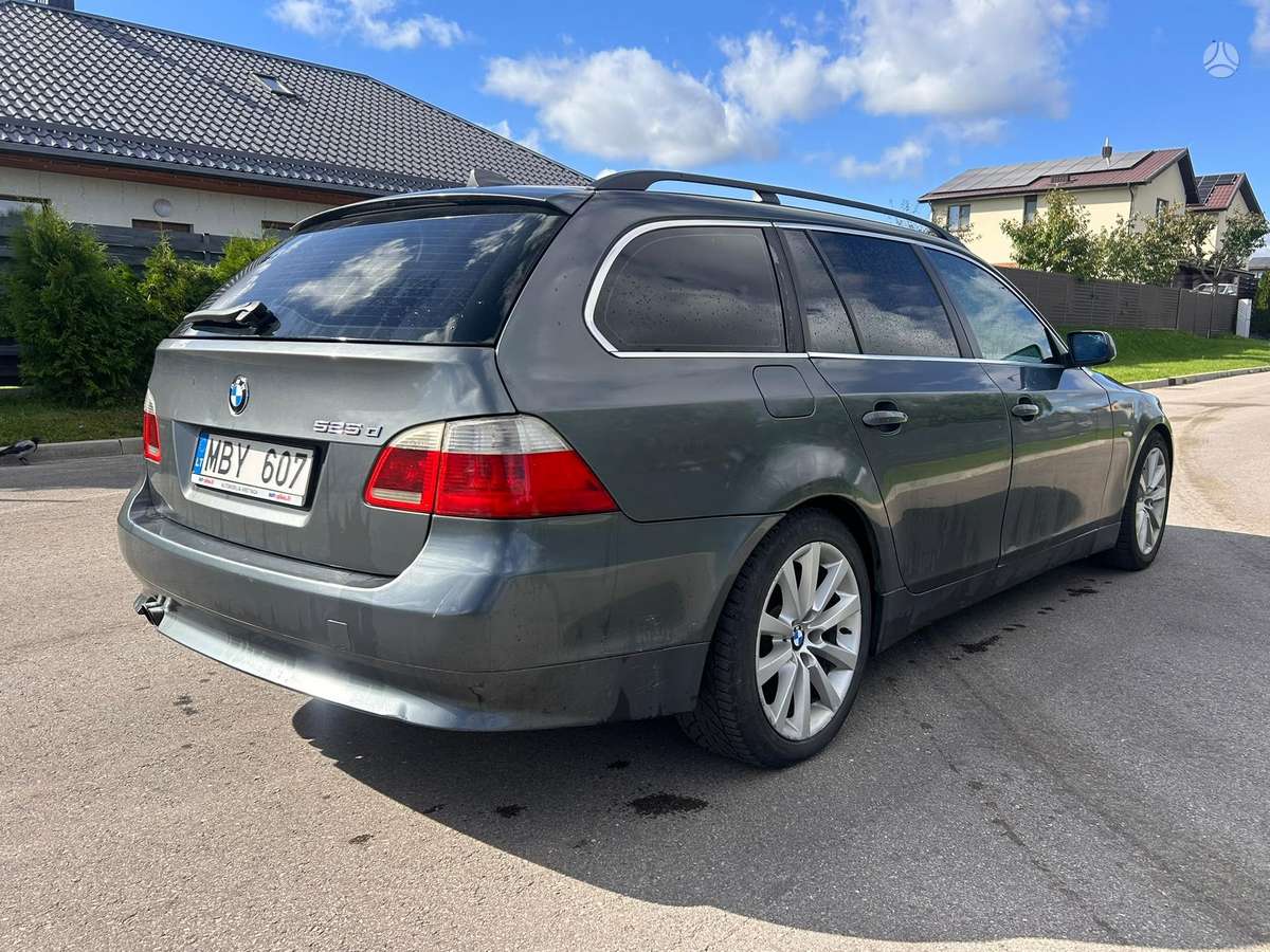 BMW 525, 2.5 l., wagon