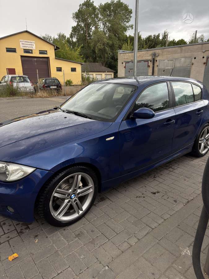 BMW 120, 2.0 l., Хэтчбек