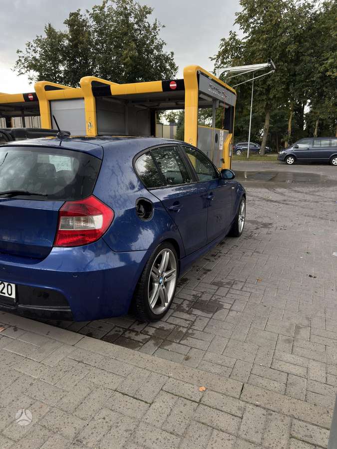 BMW 120, 2.0 l., Хэтчбек