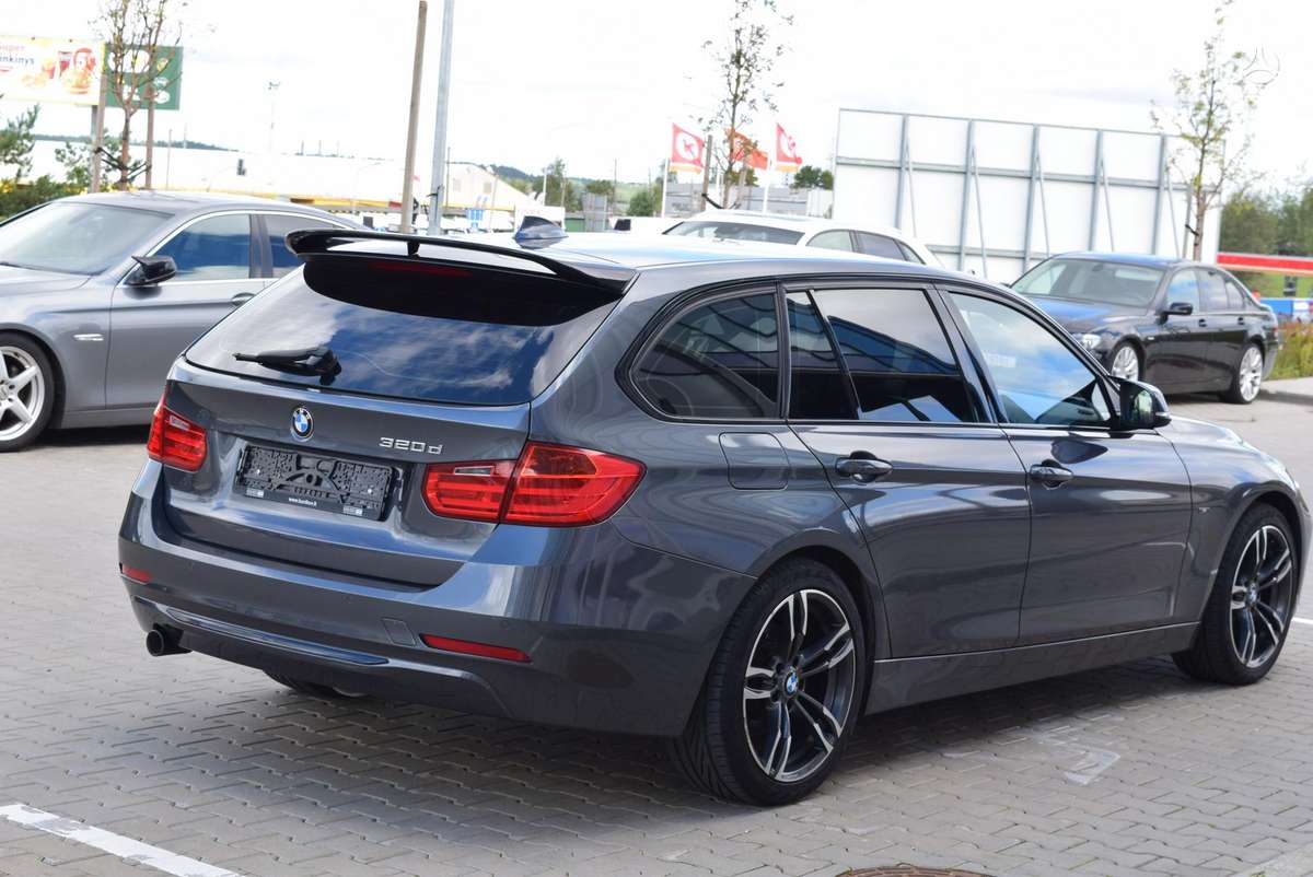 BMW 320, 2.0 l., wagon