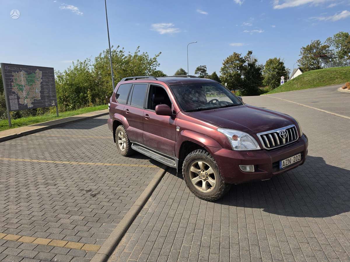 Toyota Land Cruiser - 2