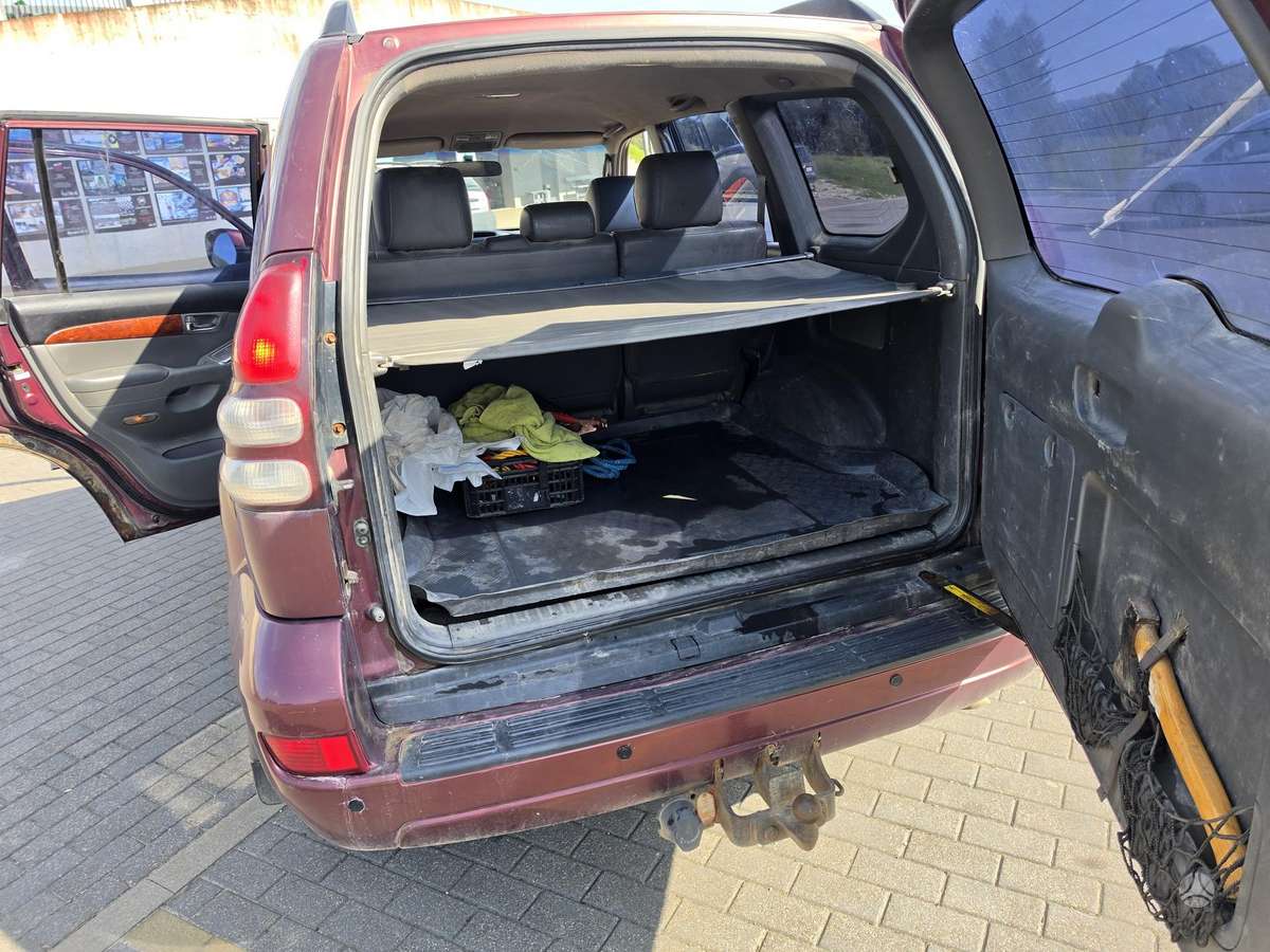 Toyota Land Cruiser - 8