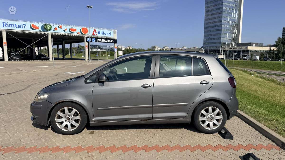 Volkswagen Golf Plus - 4