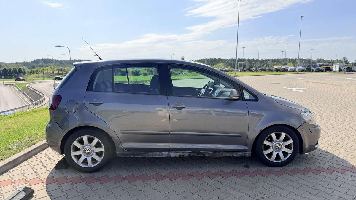 Volkswagen Golf Plus, 2.0 l., Хэтчбек