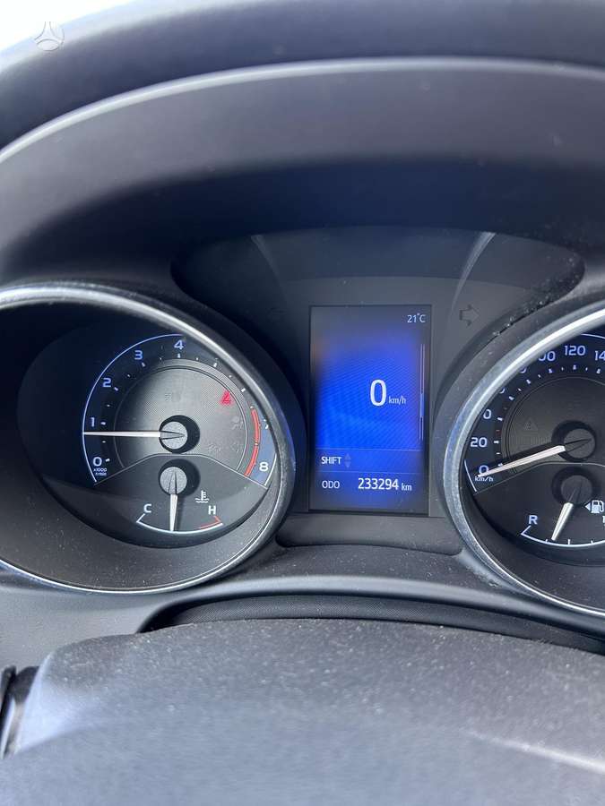 Toyota Auris - 4