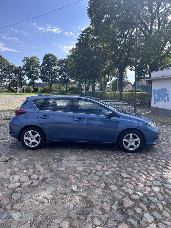 Toyota Auris - 3