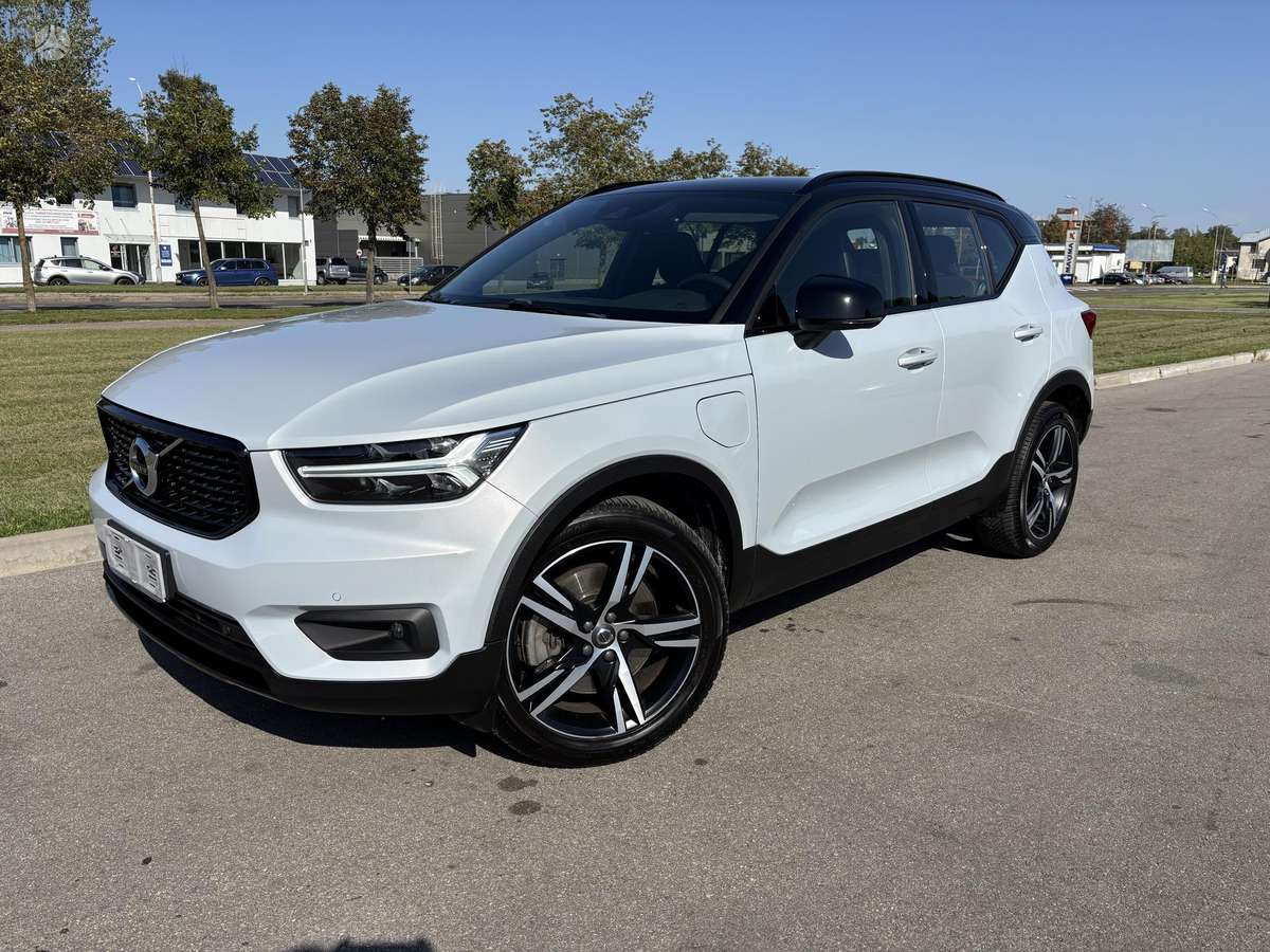 Volvo XC40 - 3