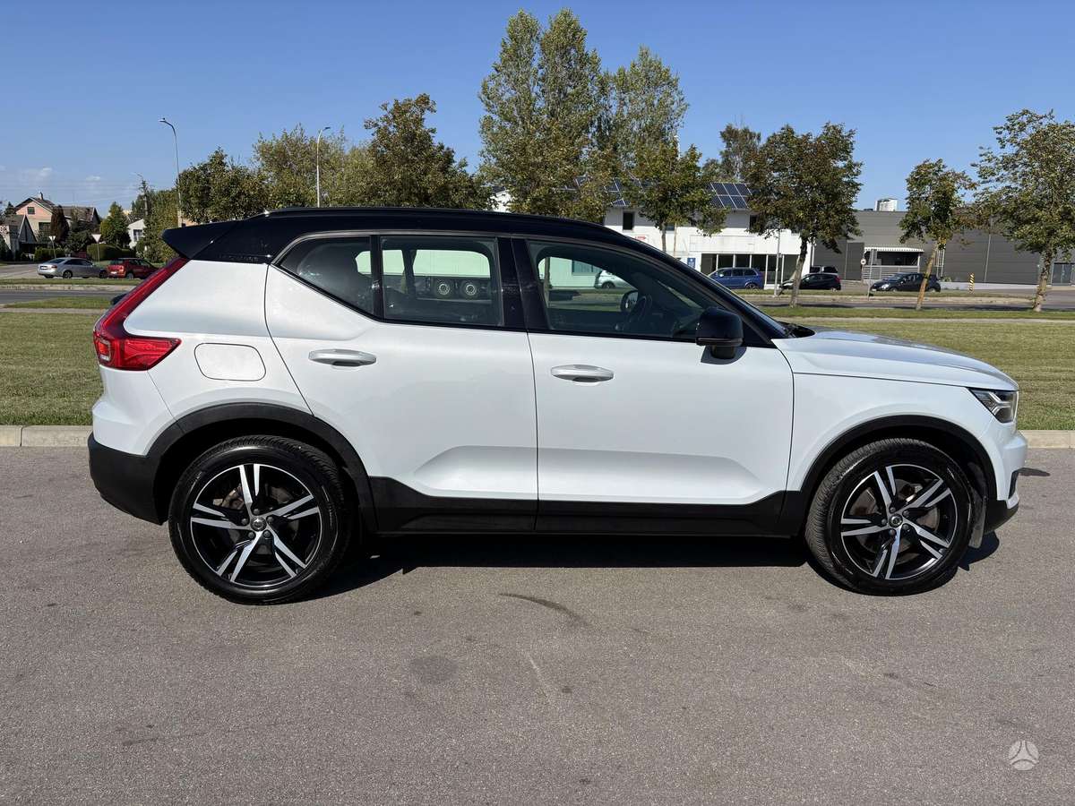 Volvo XC40 - 10