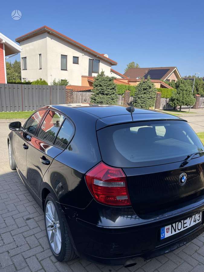 BMW 118, 2.0 l., hatchback