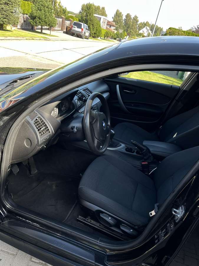 BMW 118, 2.0 l., hatchback