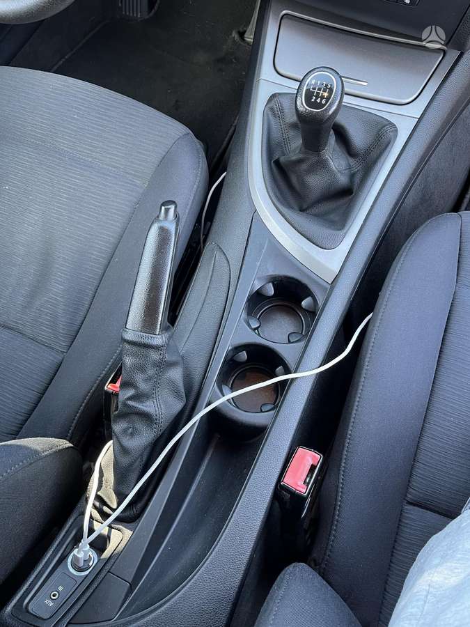 BMW 118, 2.0 l., hatchback