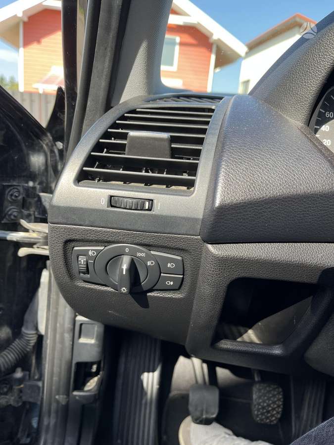 BMW 118, 2.0 l., hatchback