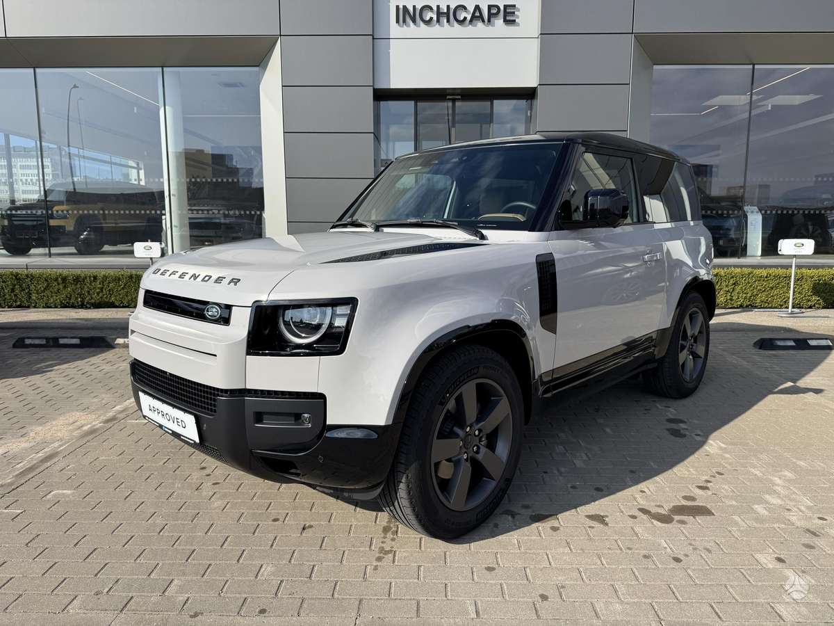 Land Rover Defender - 1