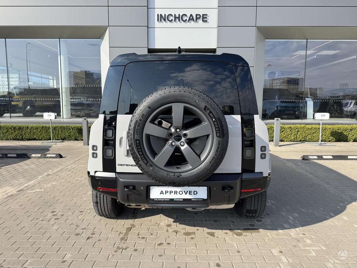 Land Rover Defender - 5