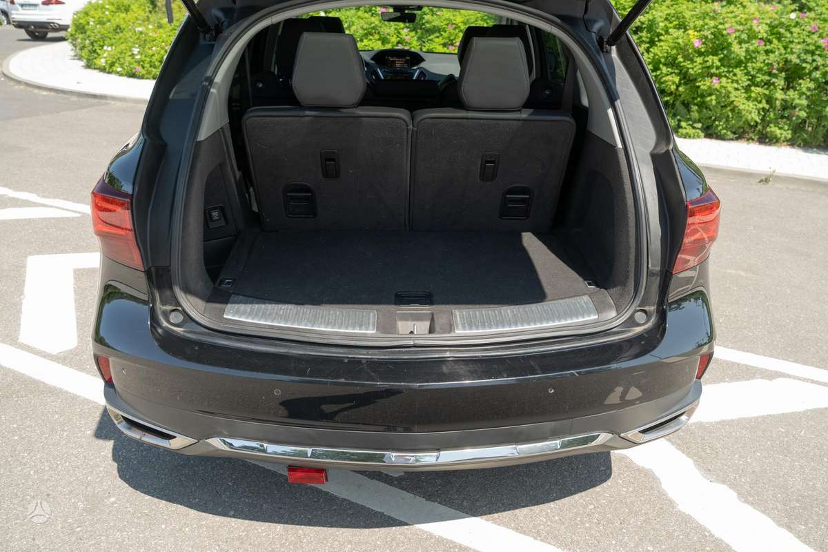 Acura MDX, 3.5 l., off-road / crossover