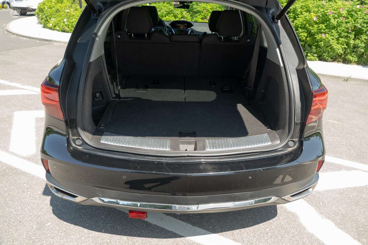 Acura MDX, 3.5 l., off-road / crossover