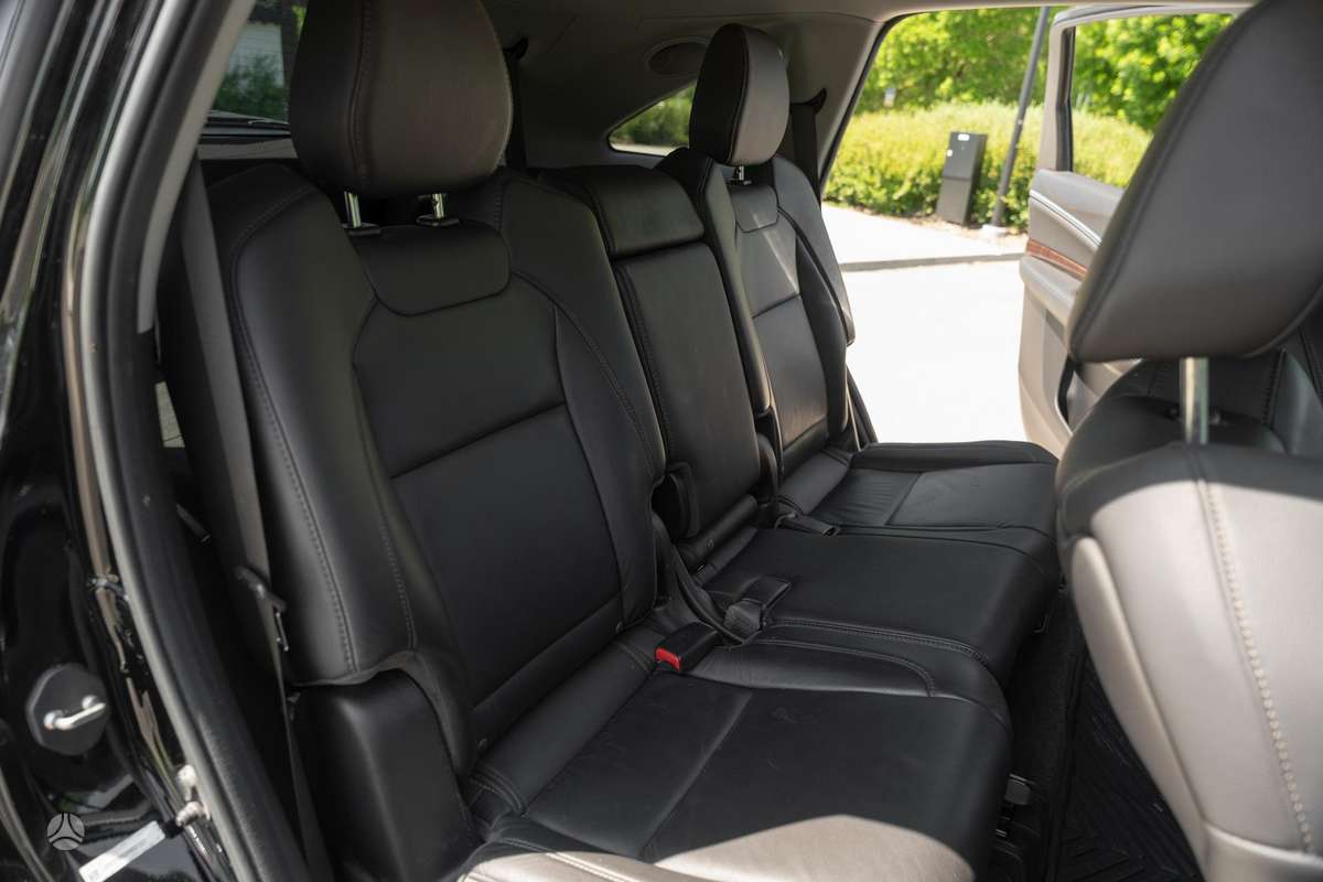 Acura MDX, 3.5 l., off-road / crossover