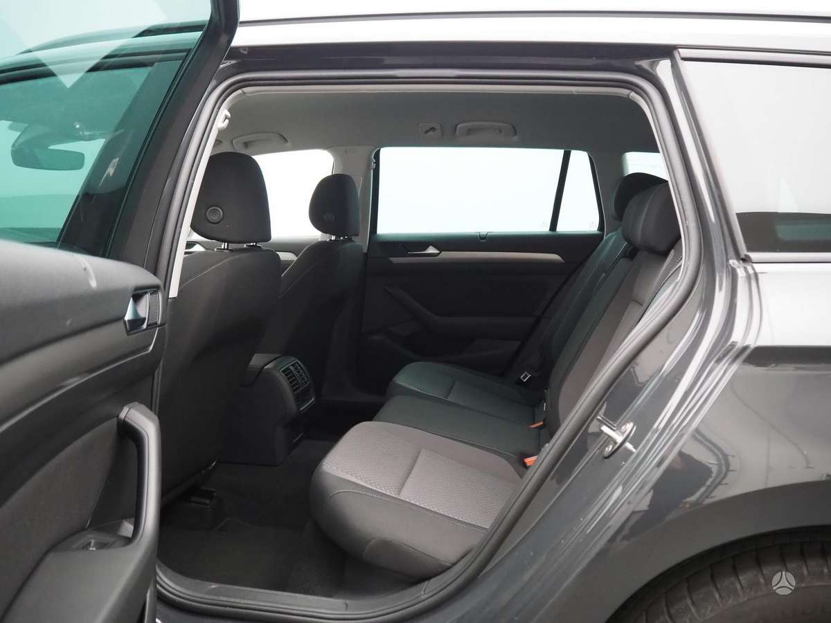 Volkswagen Passat, 2.0 l., Универсал