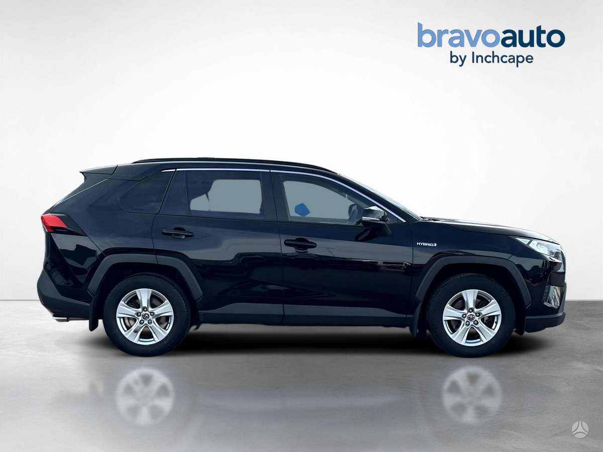 Toyota RAV4 - 6