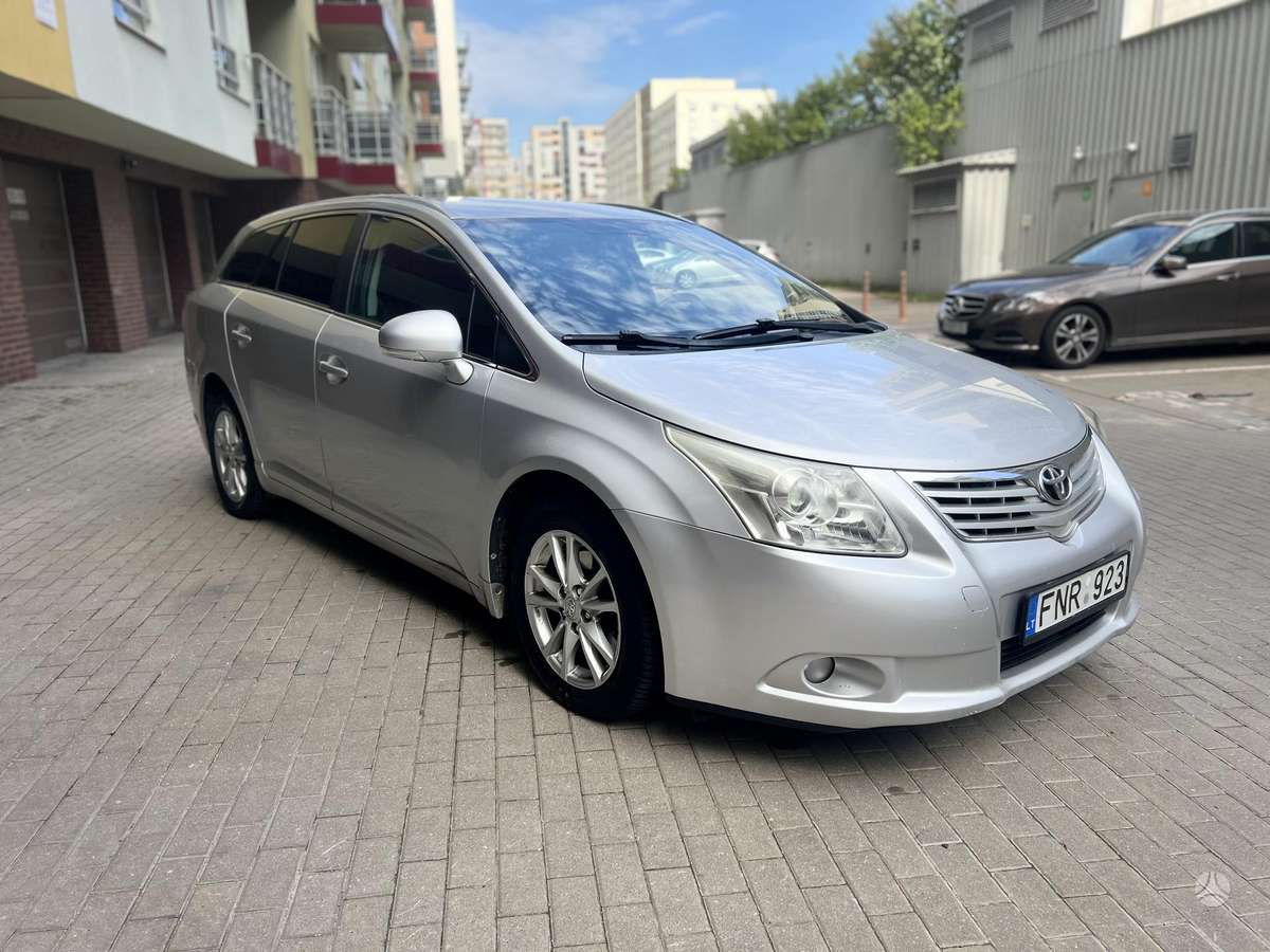 Toyota Avensis - 3