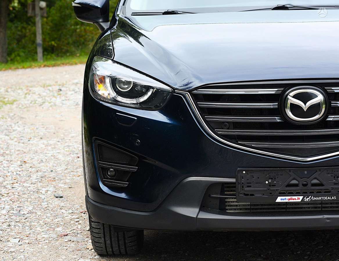 Mazda CX-5, 2.2 l., off-road / crossover