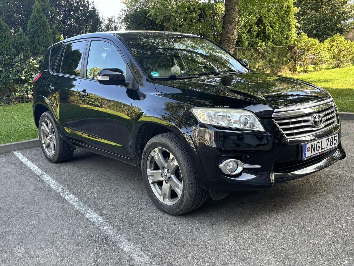 Toyota RAV4 - 2