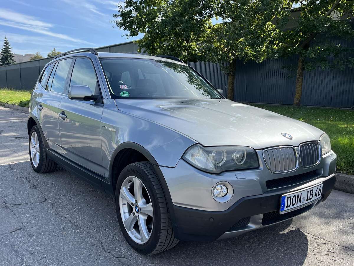 BMW X3, 3.0 l., Минивэн