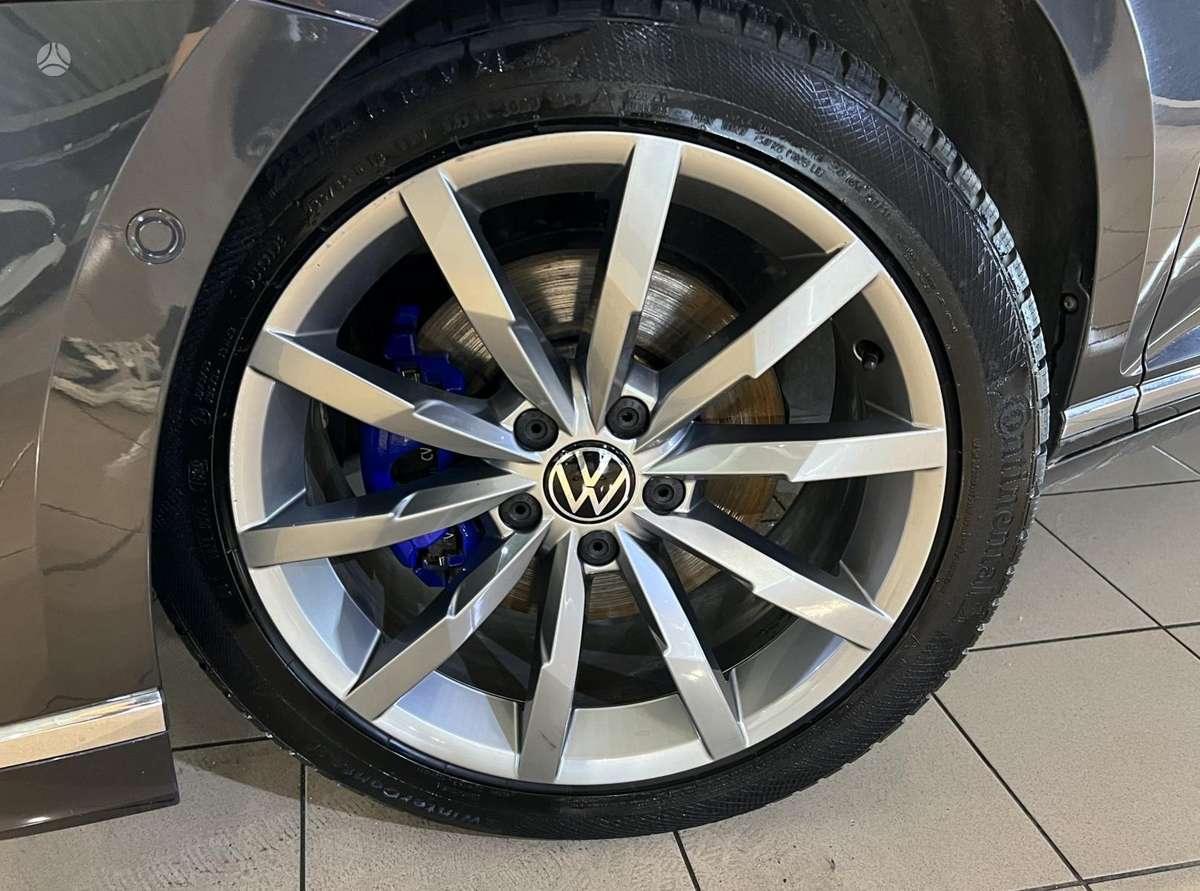 Volkswagen Passat - 5