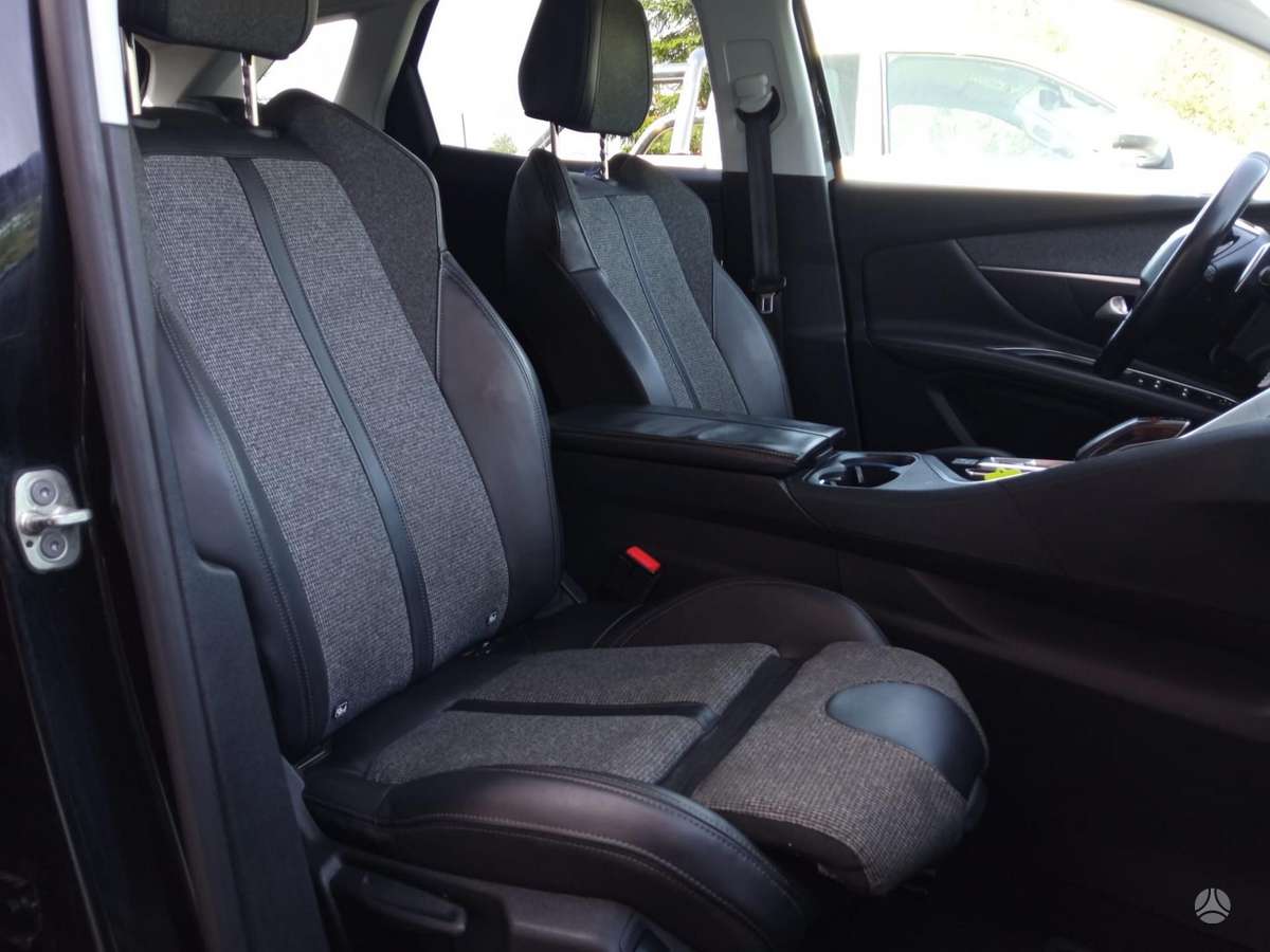 Peugeot 3008 - 11