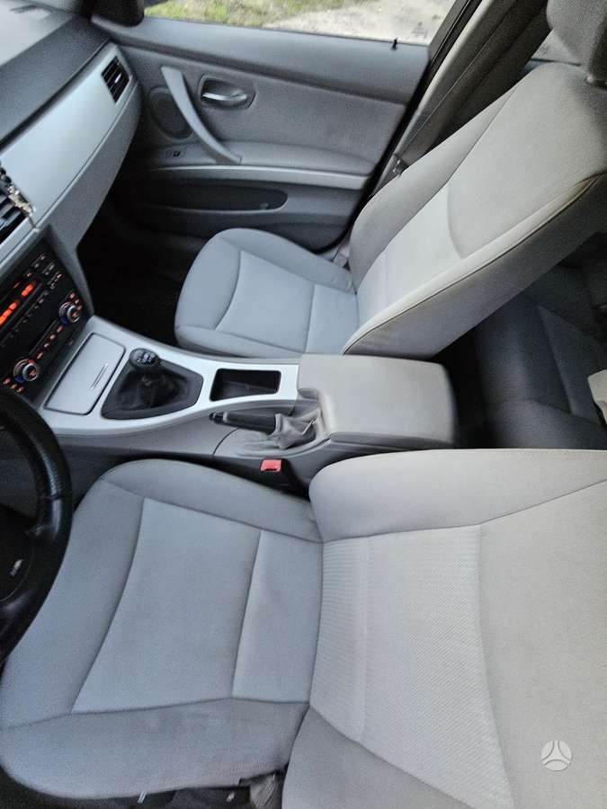 BMW 318, 2.0 l., Седан