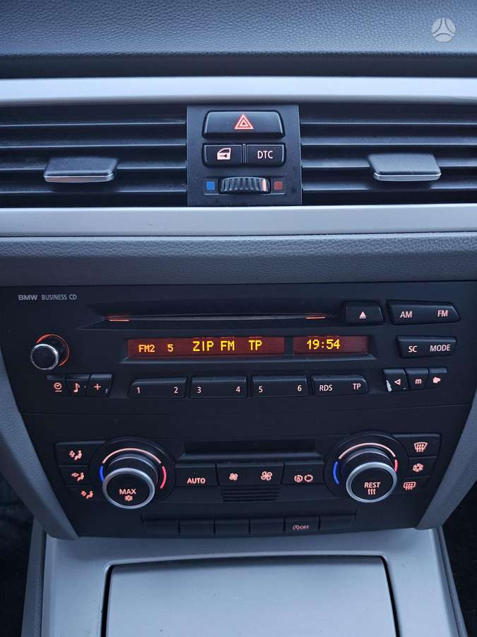 BMW 318, 2.0 l., Седан