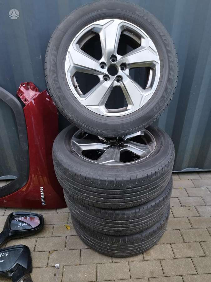 Toyota RAV4 Be defektų europa
