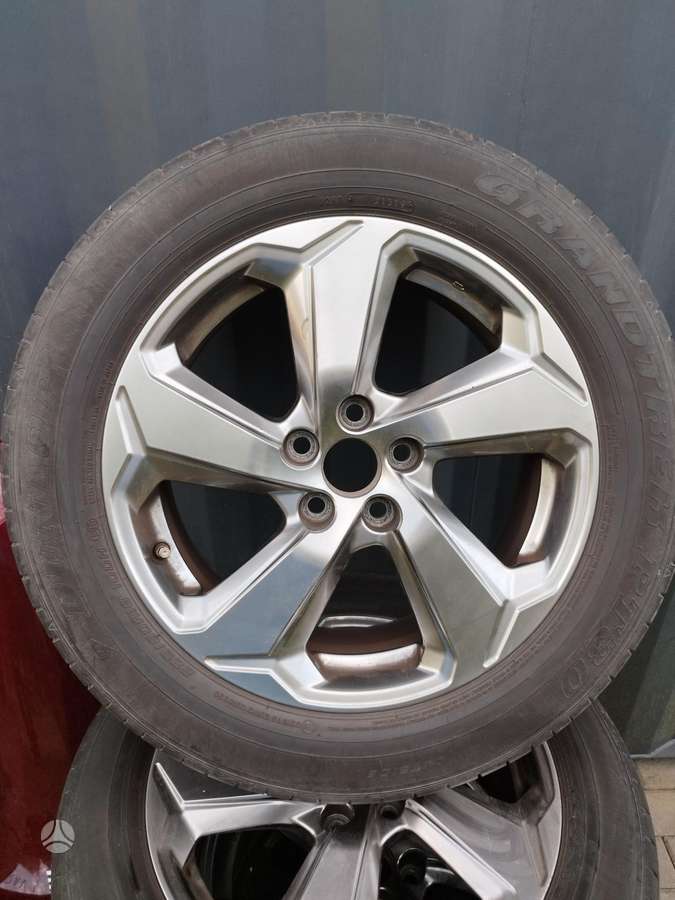 Toyota RAV4 Be defektų europa