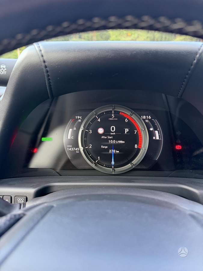 Lexus ES 300h, 2.5 l., Седан