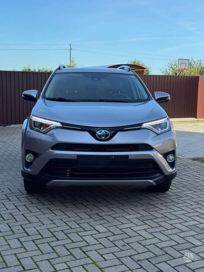 Toyota RAV4 - 3