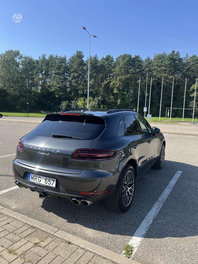 Porsche Macan - 11
