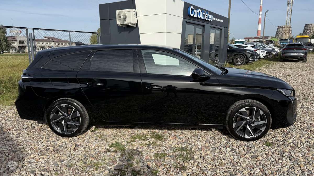 Peugeot 308, 1.2 l., Универсал